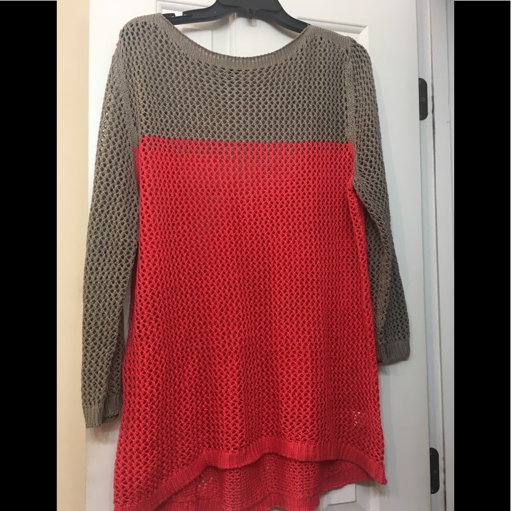 APT 9 Sweater